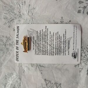 🍊3/$15🍊 Salmon Pin